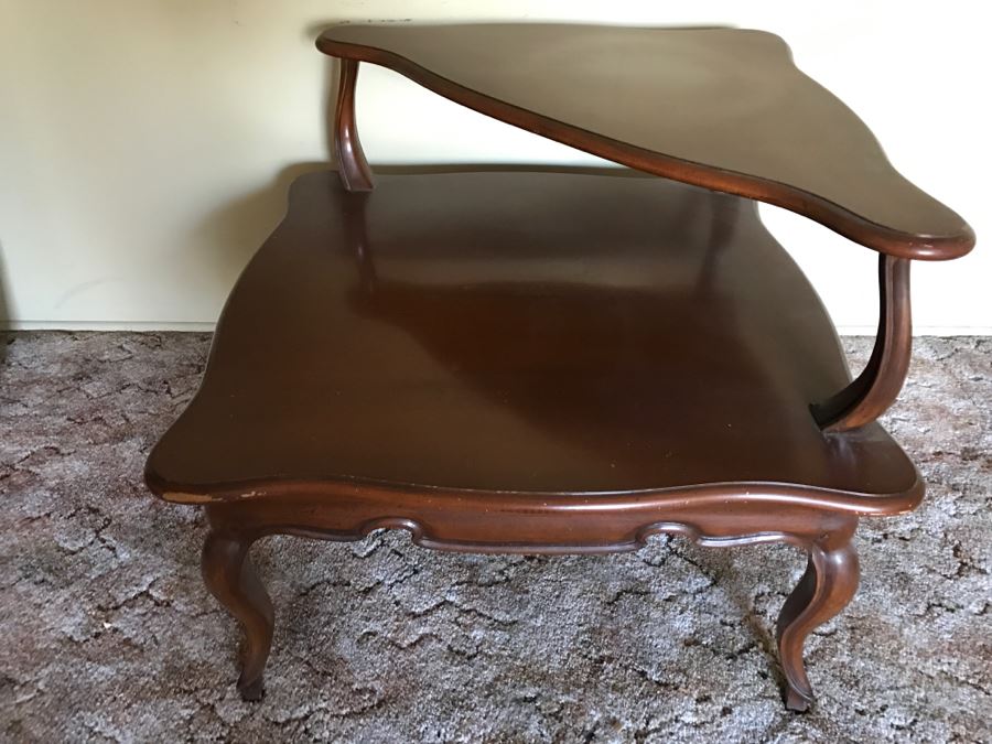 LAST MINUTE ADD - Vintage 2-Tier Wooden Corner Table [Photo 4]