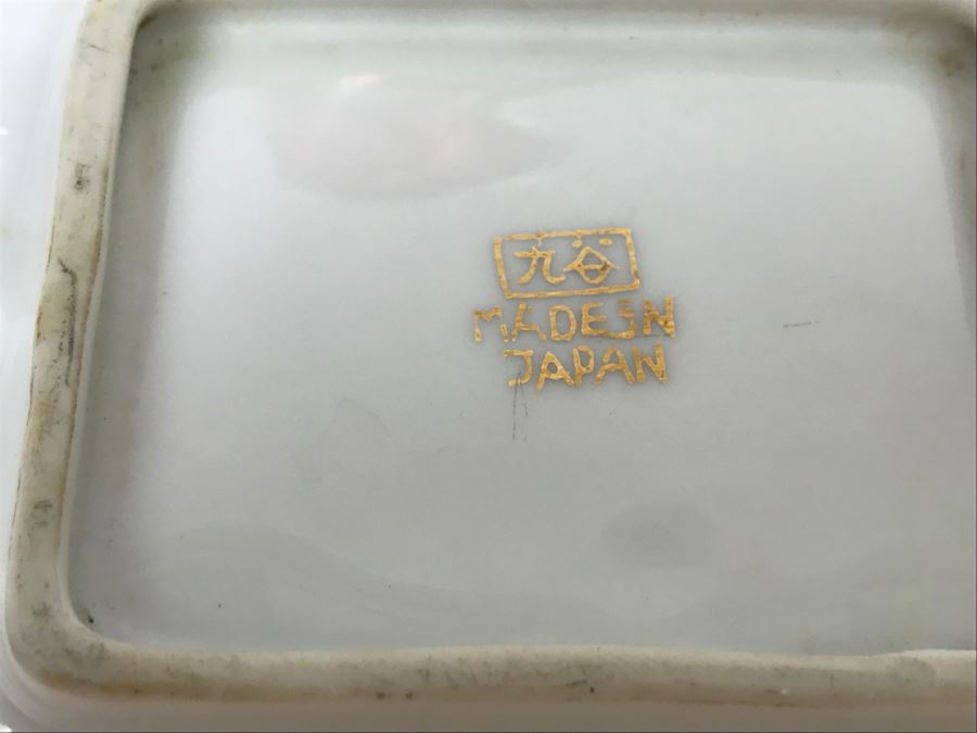 Pair Of Vintage Japanese Painted Ashtrays [Photo 10]