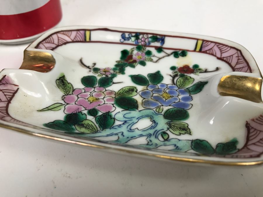 Pair Of Vintage Japanese Painted Ashtrays [Photo 7]