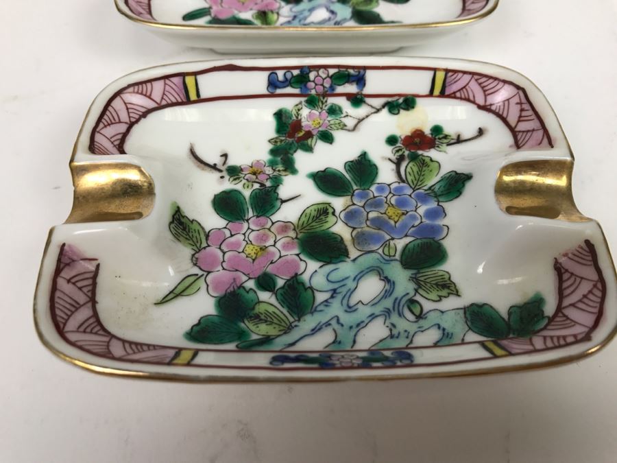 Pair Of Vintage Japanese Painted Ashtrays [Photo 9]