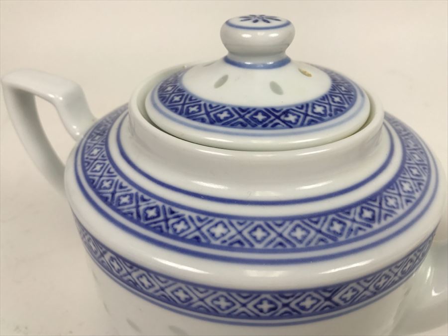 Contemporary Chinese Blue And White Teapot [Photo 5]