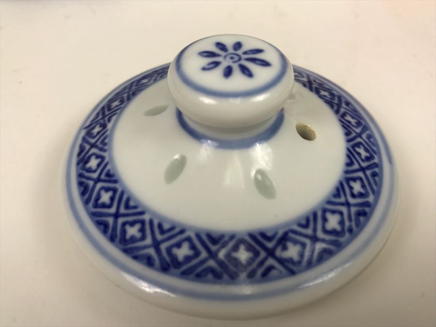 Contemporary Chinese Blue And White Teapot [Photo 6]