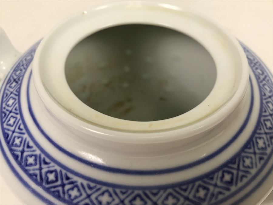 Contemporary Chinese Blue And White Teapot [Photo 7]