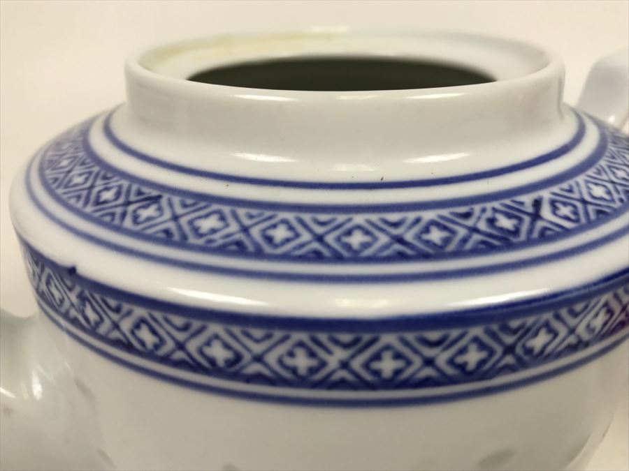 Contemporary Chinese Blue And White Teapot [Photo 10]