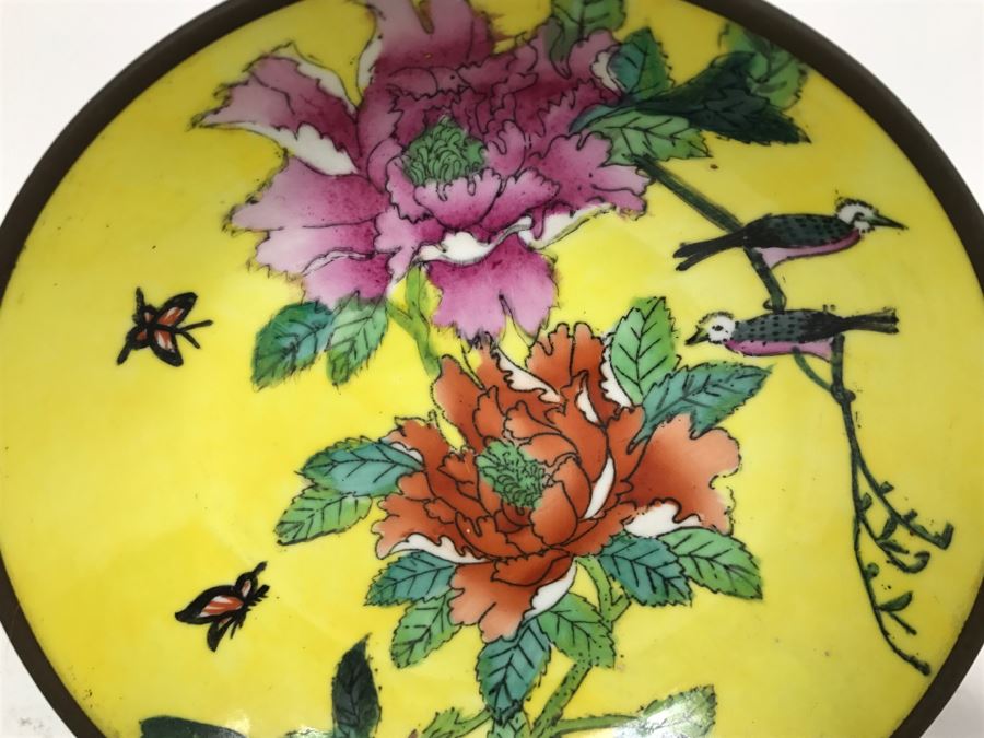 Set Of Chinese Lidded Tea Cups With Chinese Decorative Plate [Photo 15]