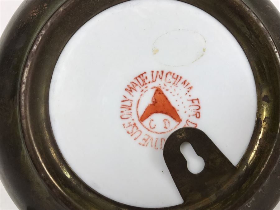 Set Of Chinese Lidded Tea Cups With Chinese Decorative Plate [Photo 19]