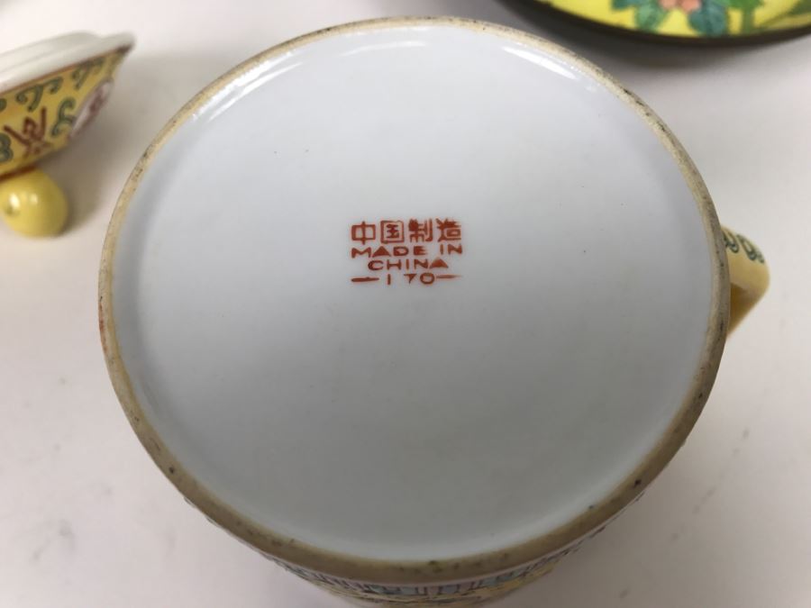 Set Of Chinese Lidded Tea Cups With Chinese Decorative Plate [Photo 8]