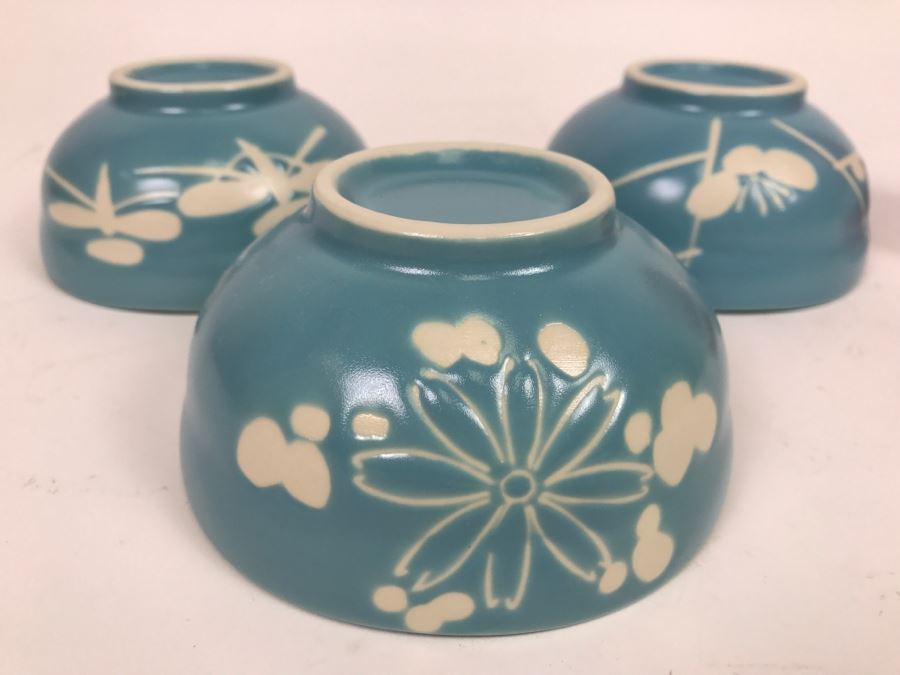 Set Of 3 Blue Glaze Asian Pottery Bowls [Photo 11]