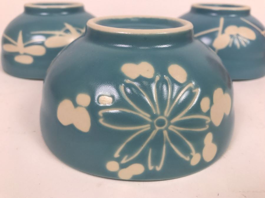 Set Of 3 Blue Glaze Asian Pottery Bowls [Photo 12]