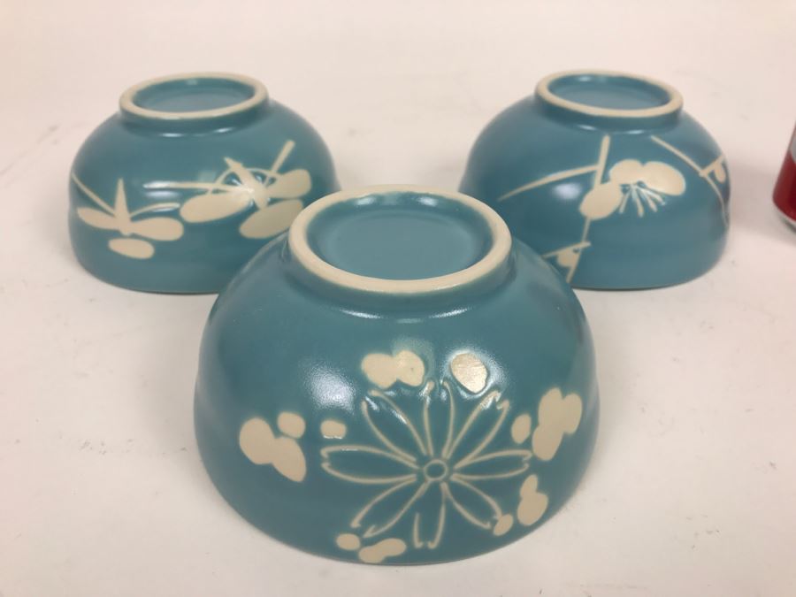 Set Of 3 Blue Glaze Asian Pottery Bowls [Photo 2]