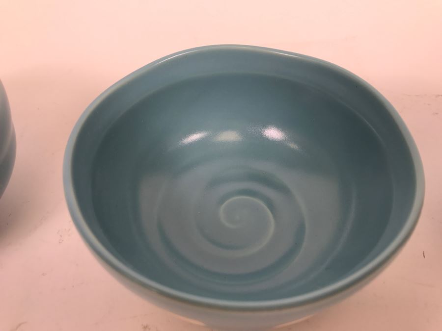 Set Of 3 Blue Glaze Asian Pottery Bowls [Photo 7]
