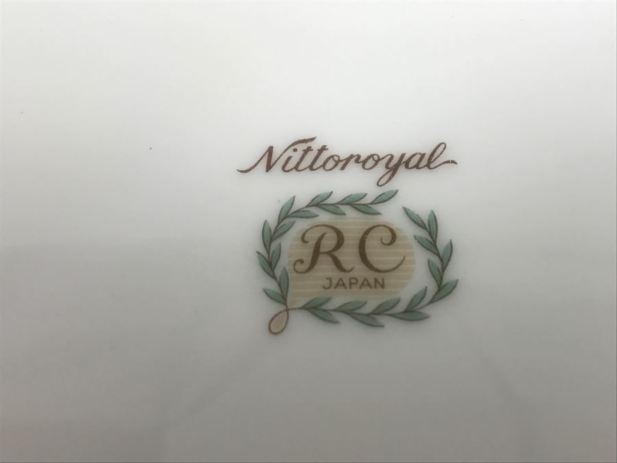 Set Of ~46 Piece Vintage Blue And White Nittoroyal RC Noritake China Set [Photo 10]