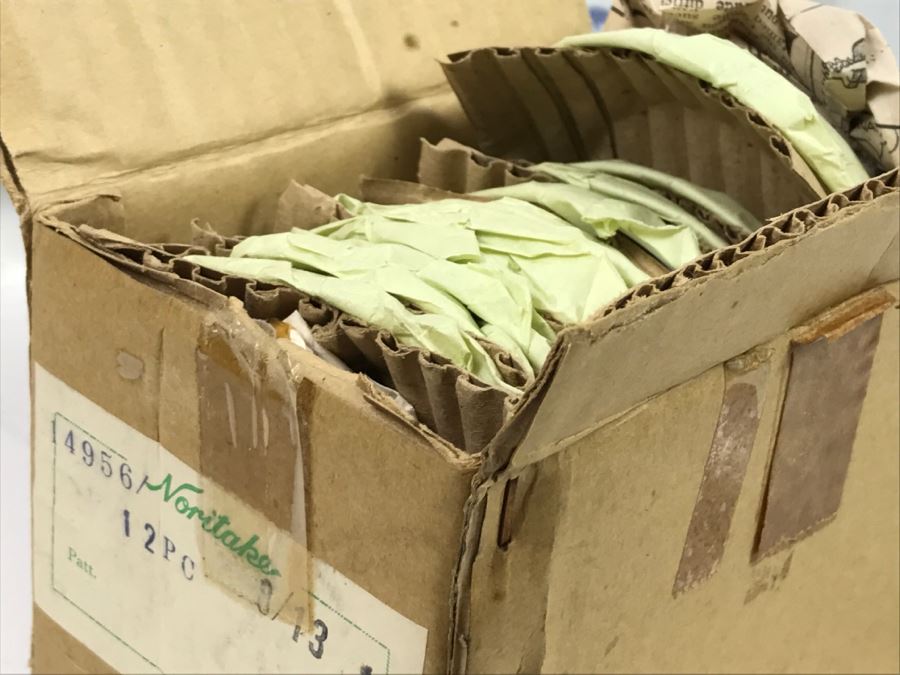 Set Of ~46 Piece Vintage Blue And White Nittoroyal RC Noritake China Set [Photo 4]