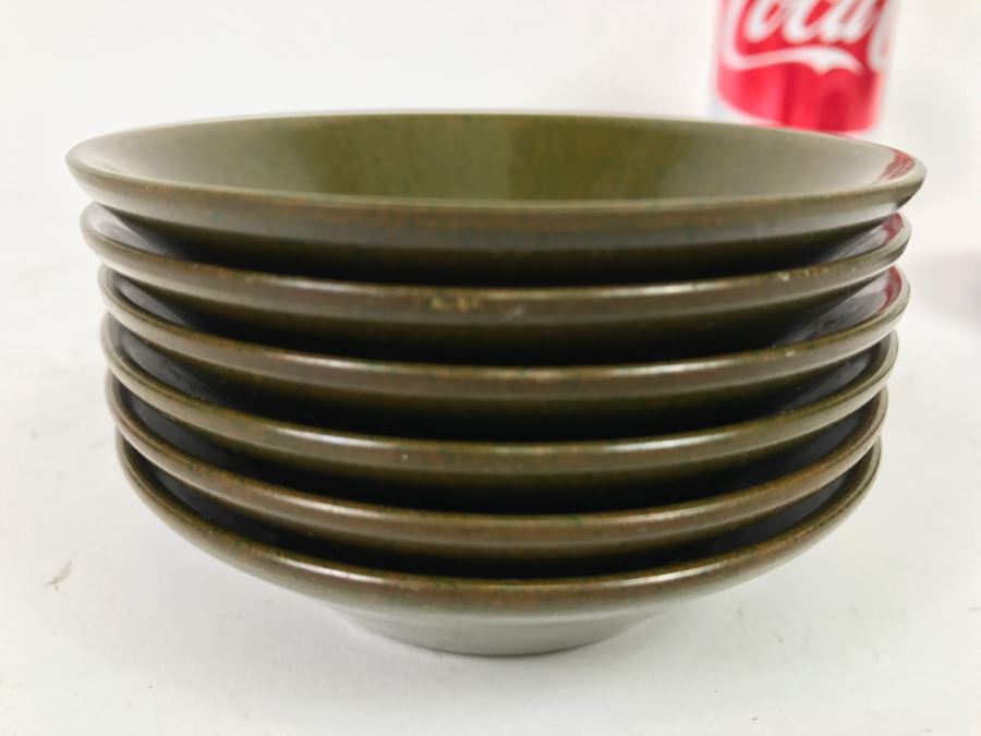 5 Floral Round Trays + 6 Japanese Signed Green Bowls [Photo 9]