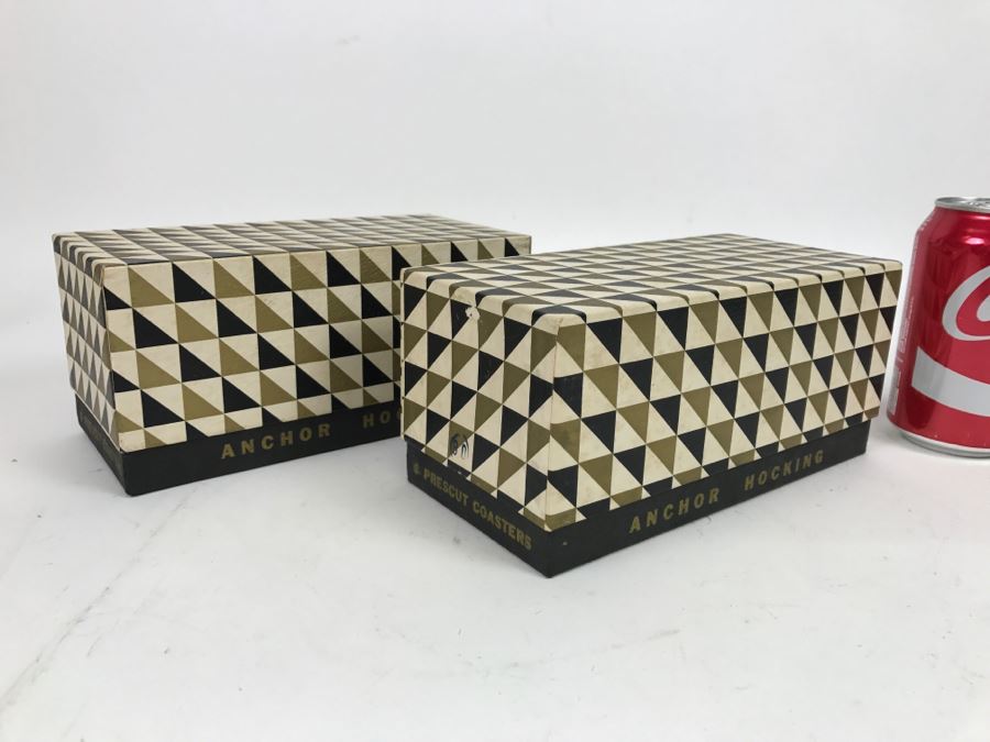 Vintage Anchor Hocking Round Glass Serving Dish With Boxes [Photo 2]