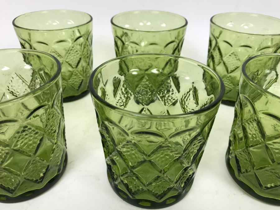 Set Of 9 Vintage Green Tumbler Glasses [Photo 4]