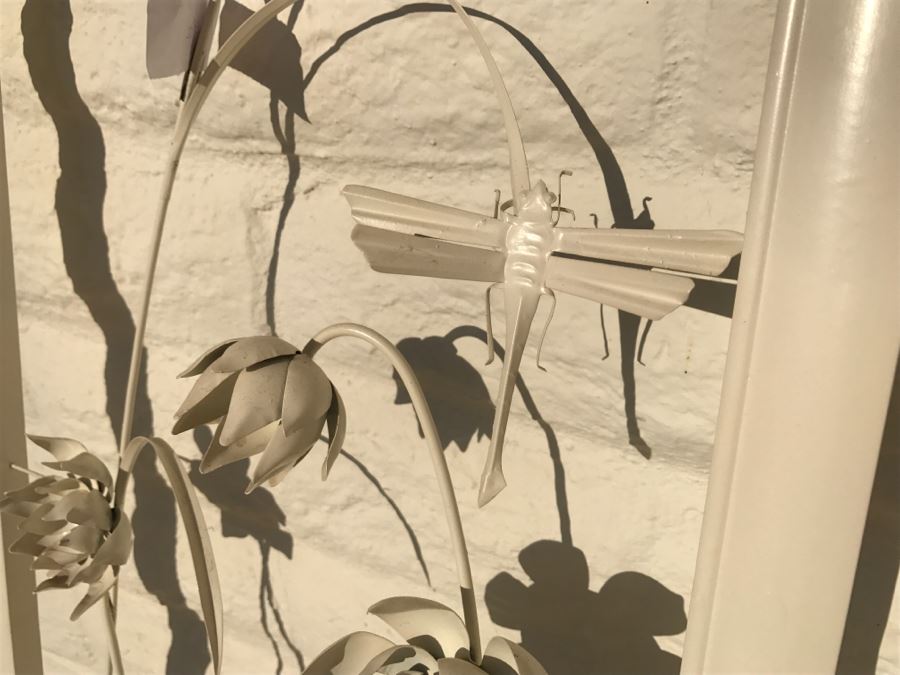 JUST ADDED - Pair Of Large Chinoiserie Framed Floral Motif Metal Sculptures Painted White [Photo 7]