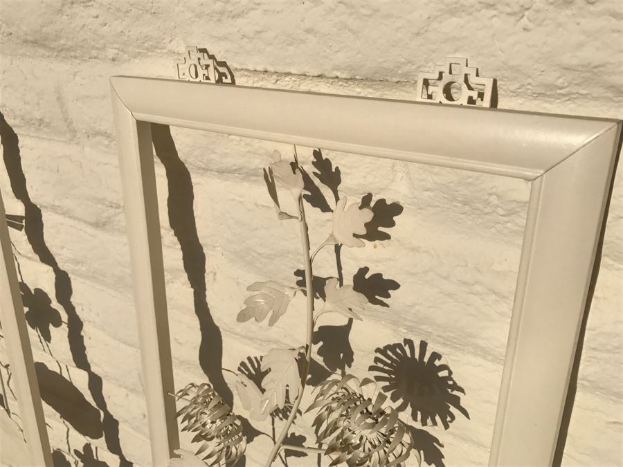 JUST ADDED - Pair Of Large Chinoiserie Framed Floral Motif Metal Sculptures Painted White [Photo 3]