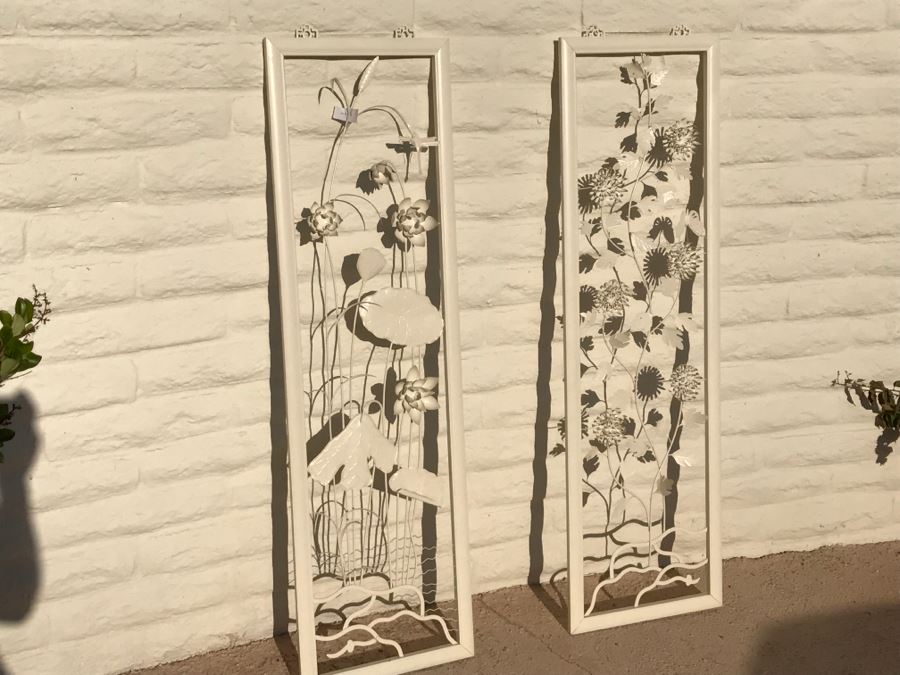 JUST ADDED - Pair Of Large Chinoiserie Framed Floral Motif Metal Sculptures Painted White [Photo 10]
