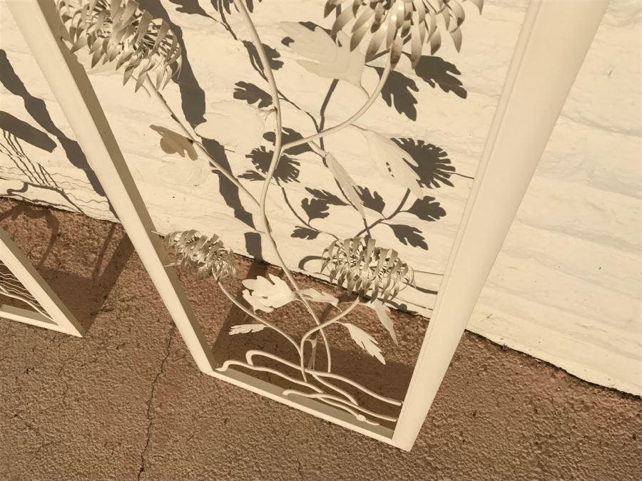 JUST ADDED - Pair Of Large Chinoiserie Framed Floral Motif Metal Sculptures Painted White [Photo 6]