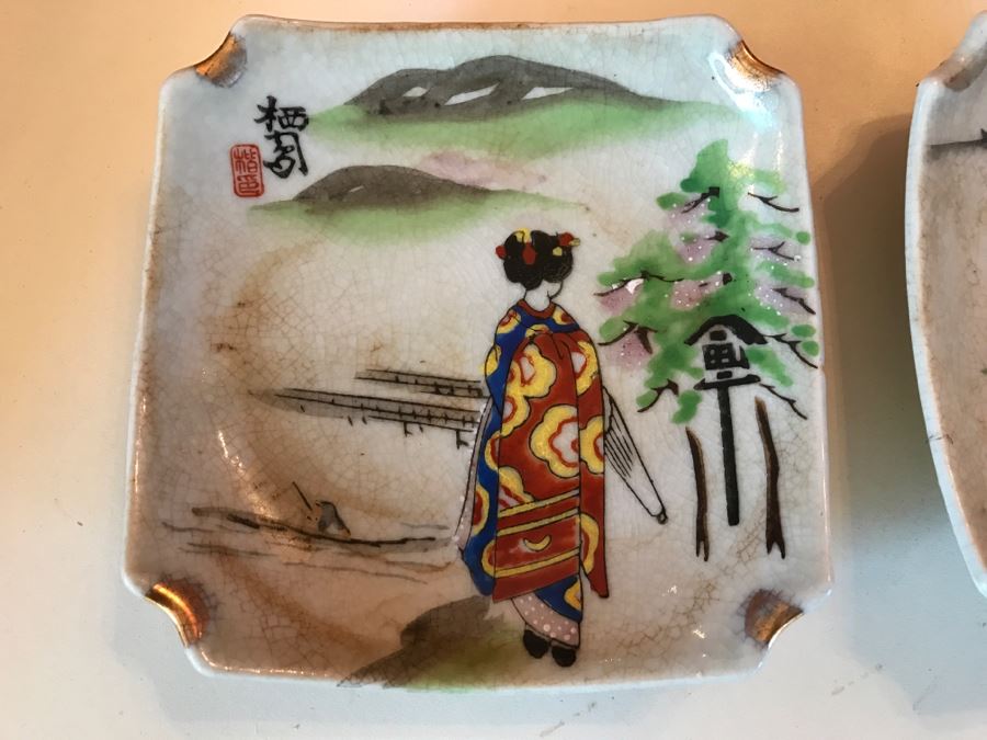 JUST ADDED - Vintage Hand Painted Japanese Ashtrays [Photo 4]