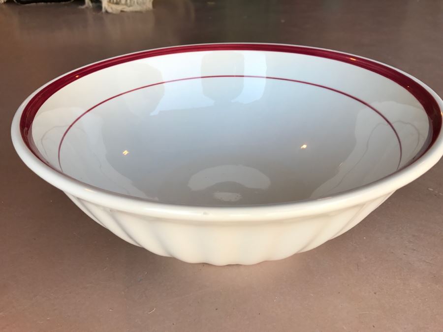 JUST ADDED - Large White Porcelain Bowl Made In Italy [Photo 4]