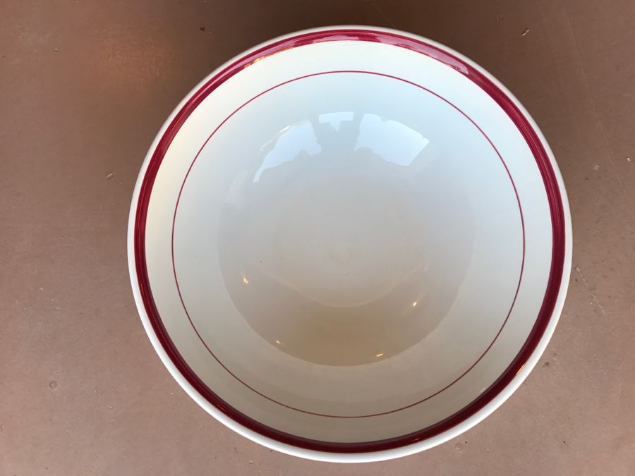 JUST ADDED - Large White Porcelain Bowl Made In Italy [Photo 3]