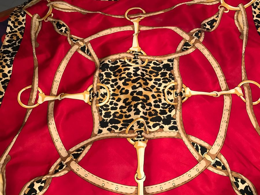 JUST ADDED - Collection Of Vintage Women's Scarves [Photo 7]