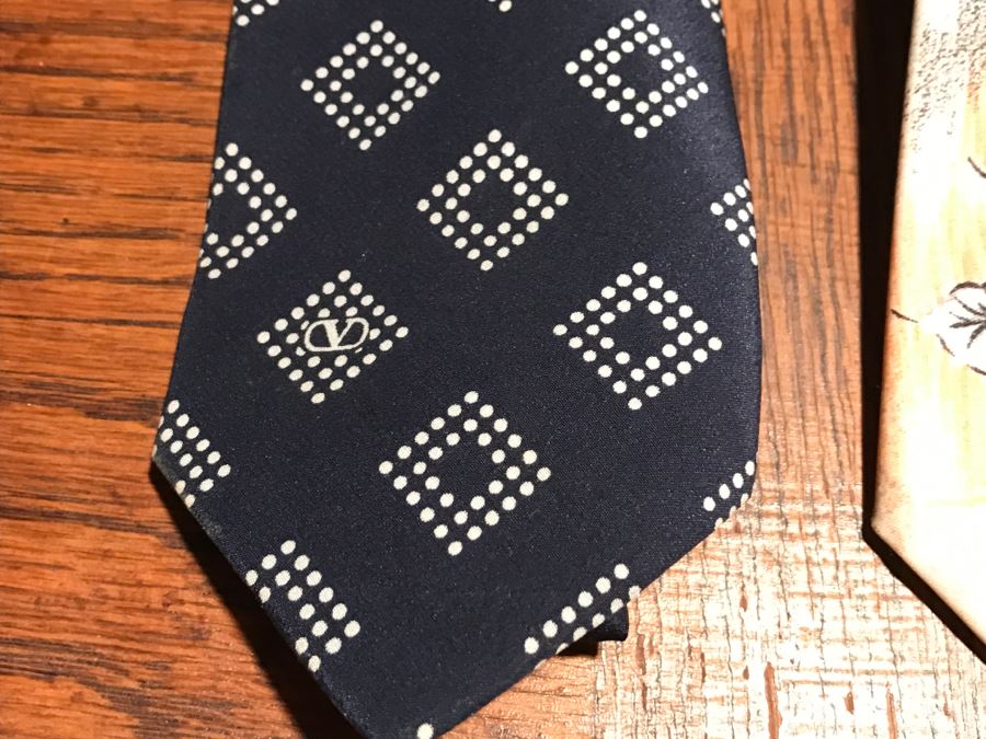 JUST ADDED - Collection Of Men's Designer Silk Ties By Hardy Amies, Valentino, Trussardi And More [Photo 5]