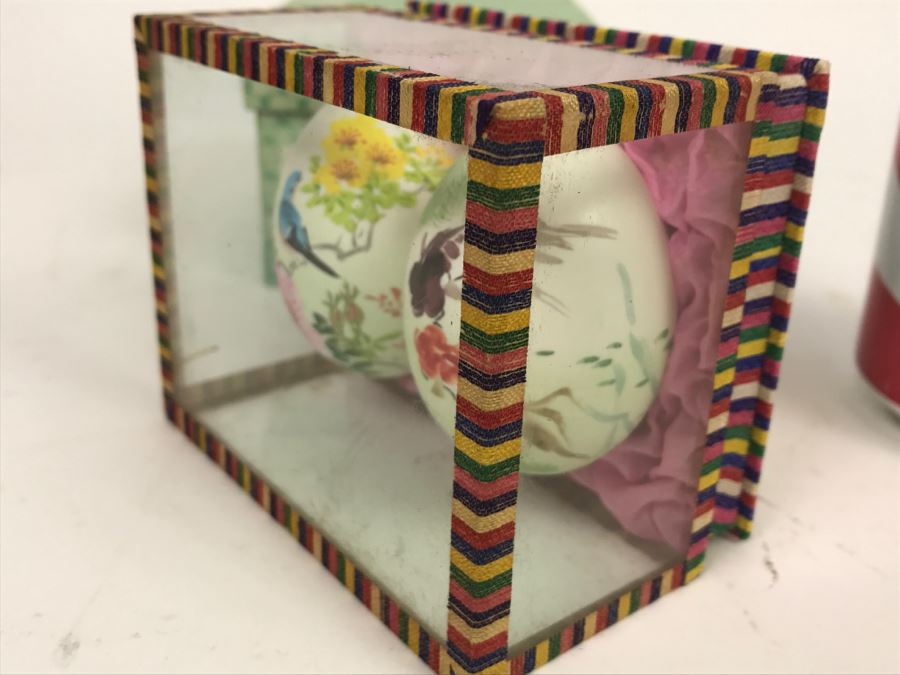 Vintage Asian Hand Painted Eggs In Glass Presentation Box With Original Box [Photo 7]