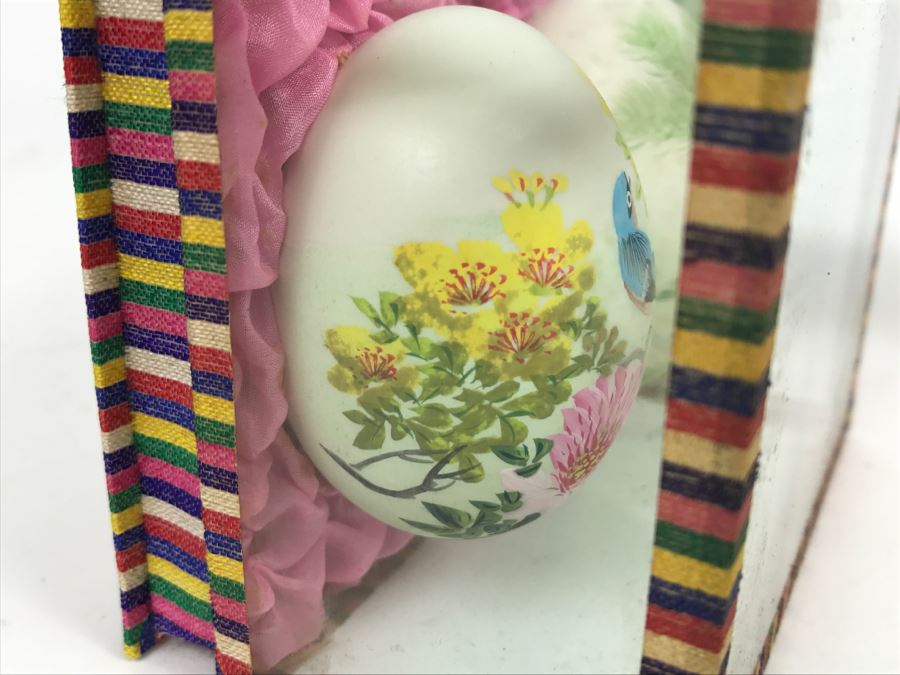 Vintage Asian Hand Painted Eggs In Glass Presentation Box With Original Box [Photo 9]
