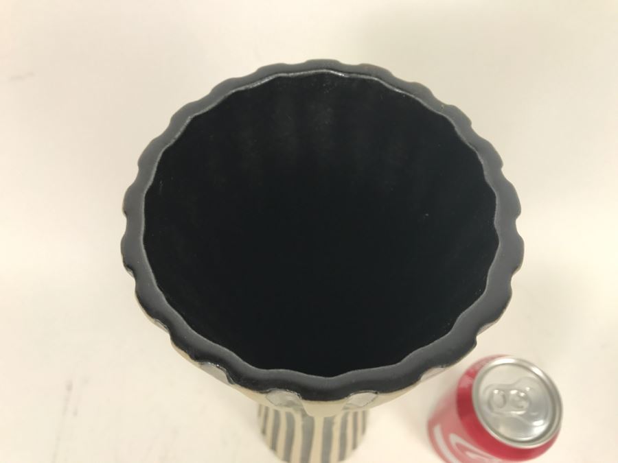 Stunning Tall Black And White Asian Art Pottery Signed Vase [Photo 10]