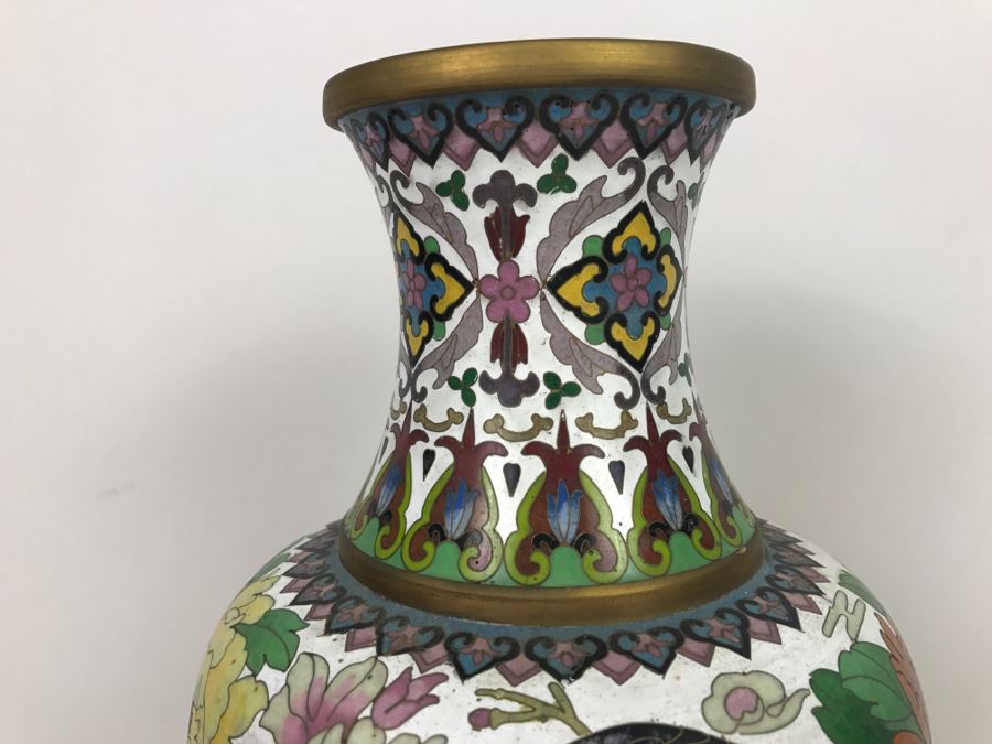 Large Vintage Chinese Cloisonne Vase With Wooden Stand [Photo 5]