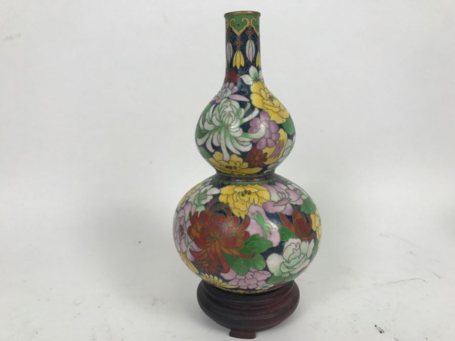 Vintage Chinese Cloisonne Vase With Wooden Stand [Photo 9]