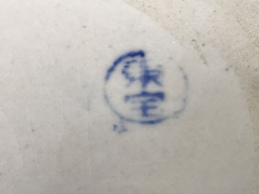 Vintage Blue And White Asian Stoneware Lidded Pot [Photo 13]