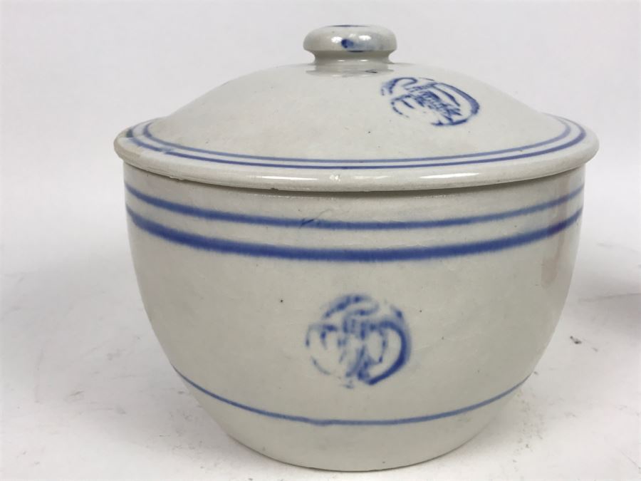Vintage Blue And White Asian Stoneware Lidded Pot [Photo 9]
