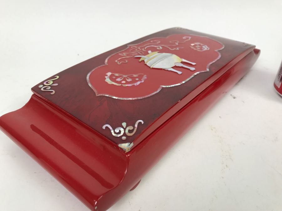 Chinese Red Lacquer Lidded Box With Mother Of Pearl Inlay [Photo 5]