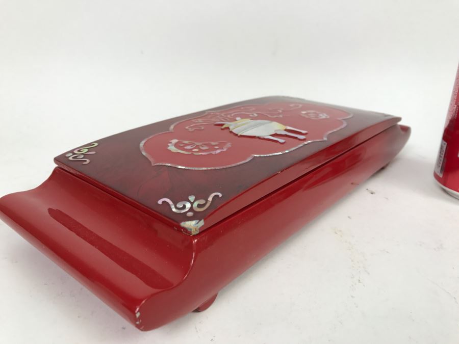 Chinese Red Lacquer Lidded Box With Mother Of Pearl Inlay [Photo 4]