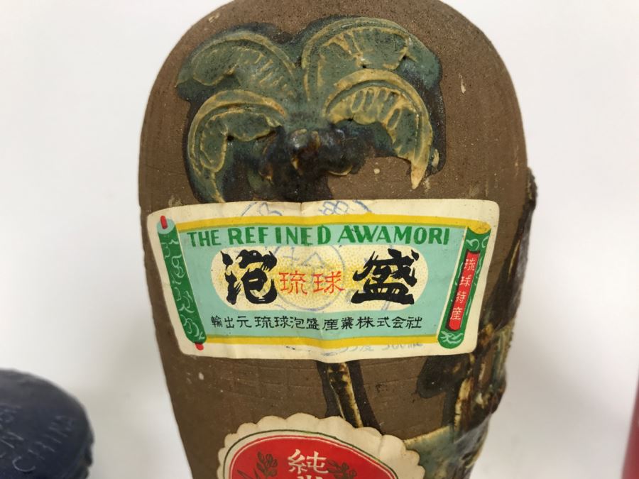 Pair Of Vintage Chinese Liquor Decanters [Photo 4]