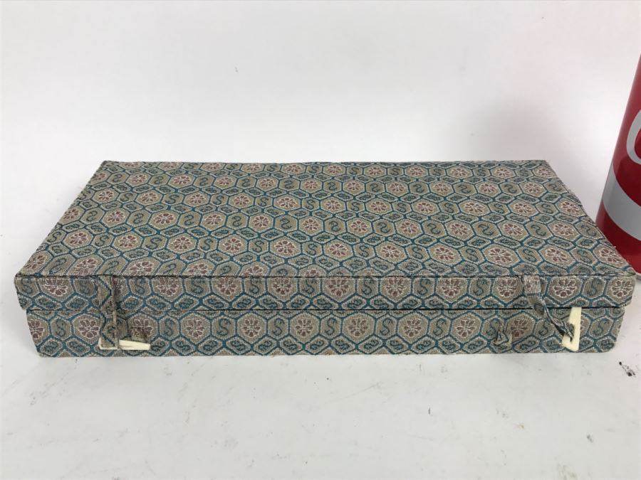 Set Of 4 Chinese Snuff Bottles Reverse Painted Riverscene River Scene In Box [Photo 20]