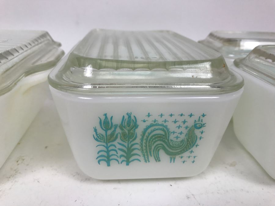 8-Piece Vintage PYREX Set [Photo 5]