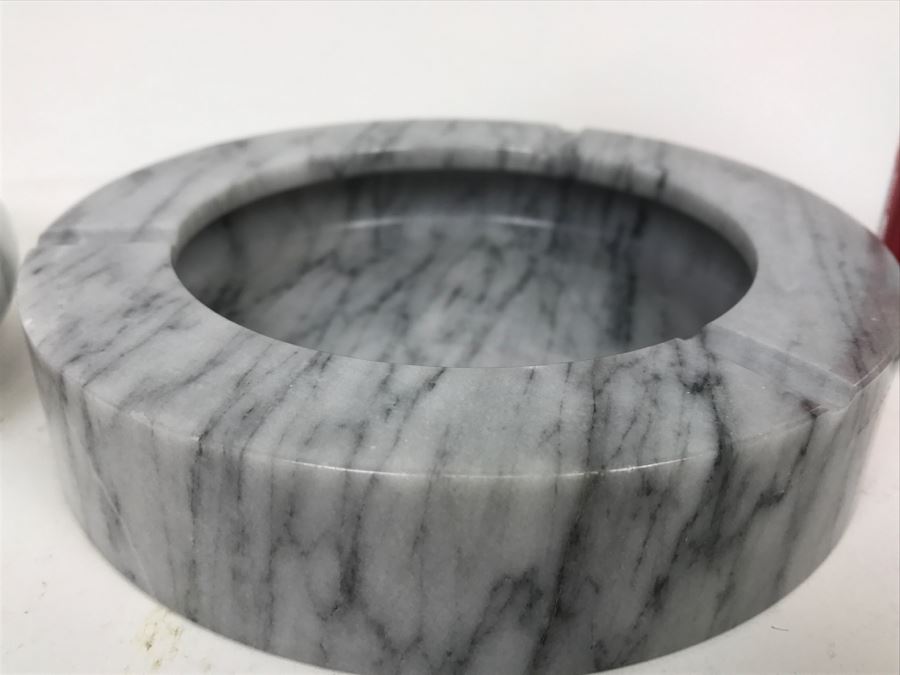Pair Of Polished Marble Ashtrays [Photo 3]