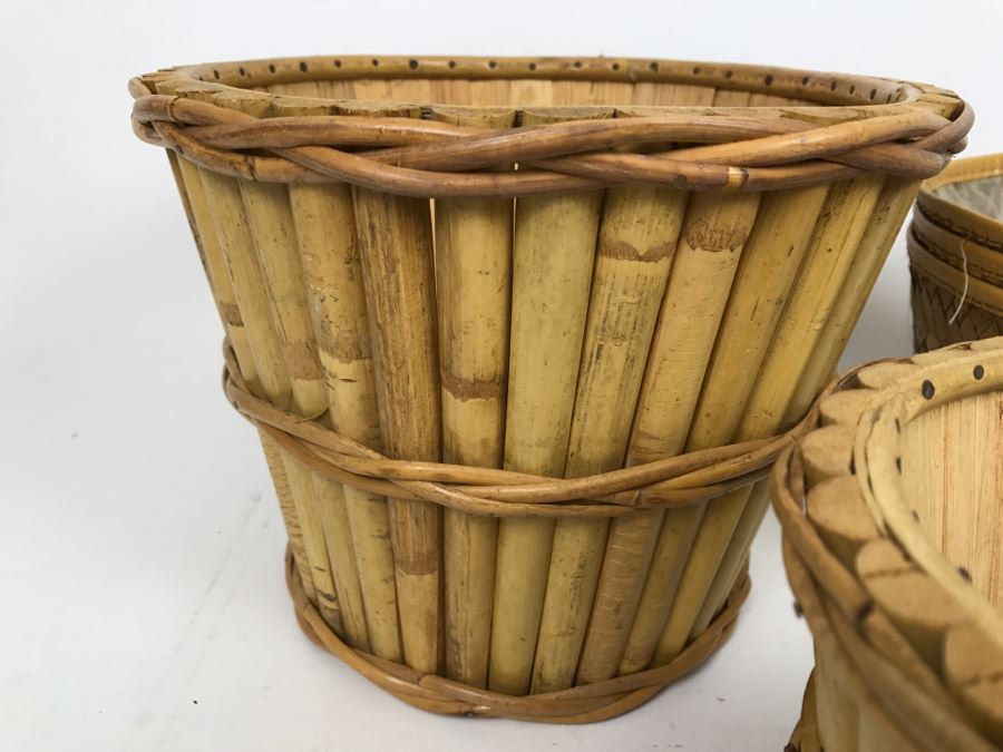 Pair Of Bamboo Baskets Plus Woven Waste Baskets [Photo 5]