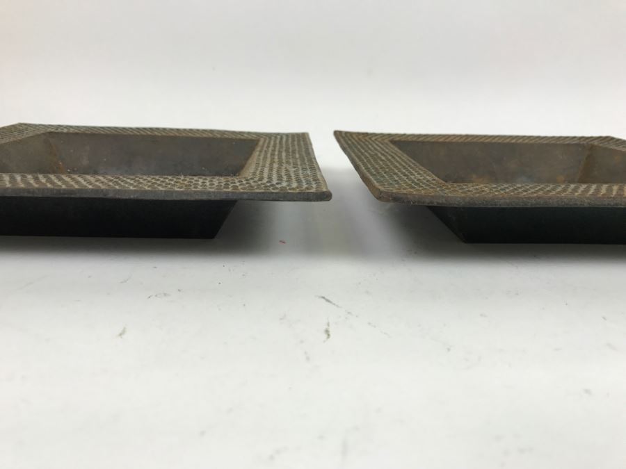 Pair Of Asian Metal Bowls [Photo 10]