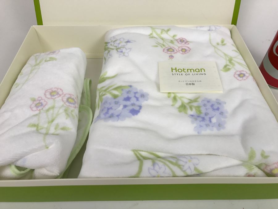 Japanese Hotman Style Of Living Baby Blanket Set New With Box [Photo 2]