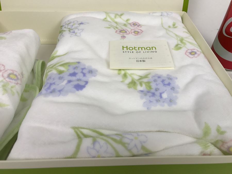 Japanese Hotman Style Of Living Baby Blanket Set New With Box [Photo 4]