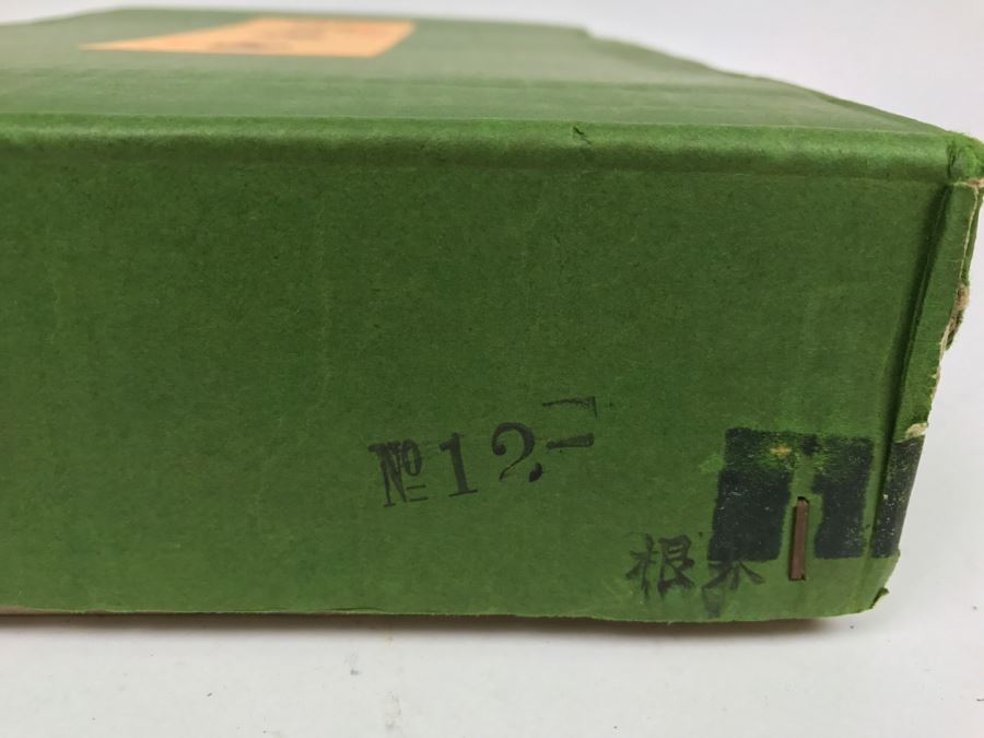 Large Asian Stand With Original Box [Photo 9]