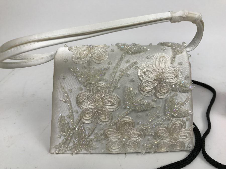 Pair Of Handbags [Photo 3]