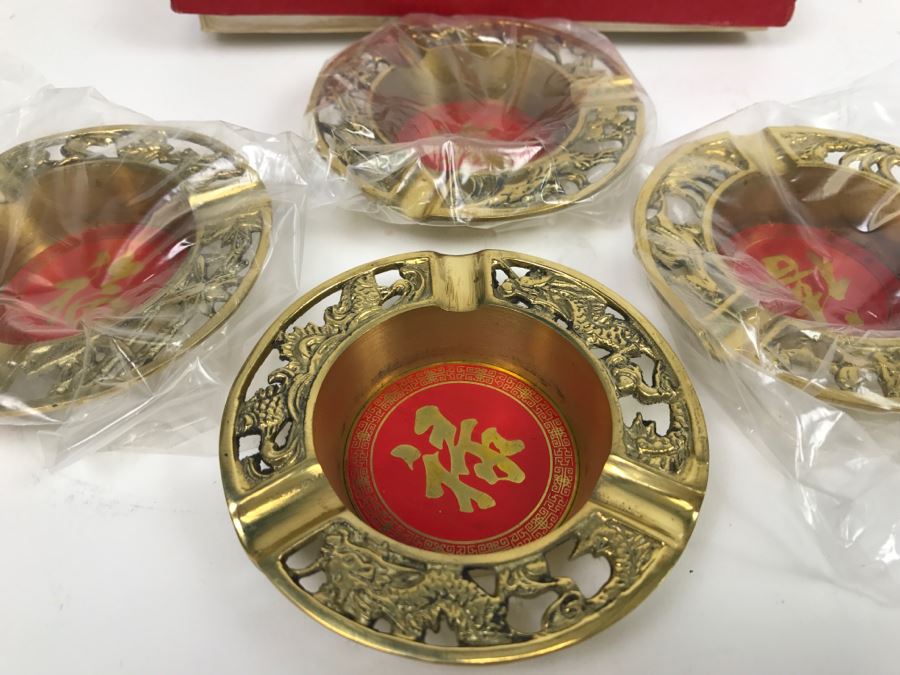Set Of 4 Vintage Brass Chinese Ashtrays In Original Box