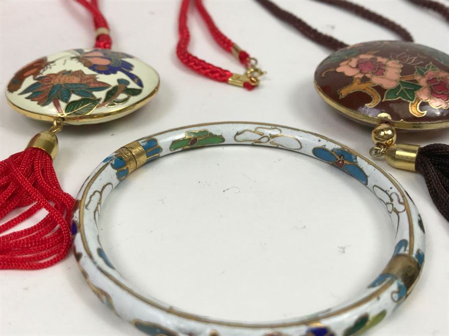Pair Of Cloisonne Pendants Plus Cloisonne Bracelet [Photo 11]
